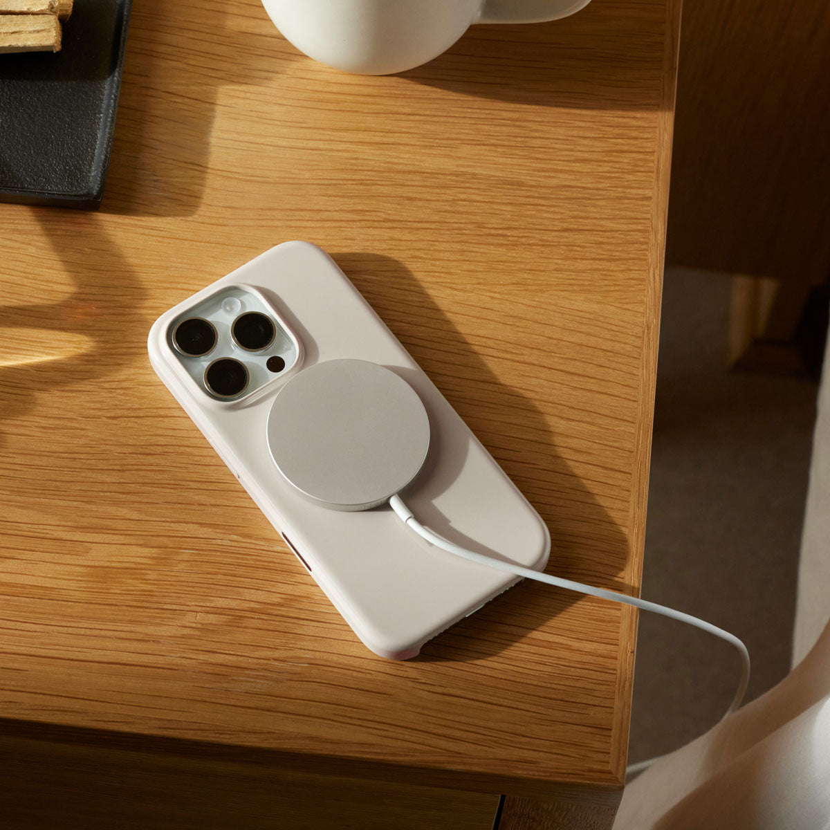 cache antichoc MagSafe iPhone 16 Pro Max design Tunisie
